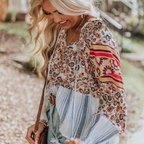 Infinity Raine Tops - No Bounds Floral Top